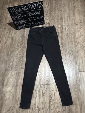 NWOT 👖 
WOMENS OLD NAVY JEANS